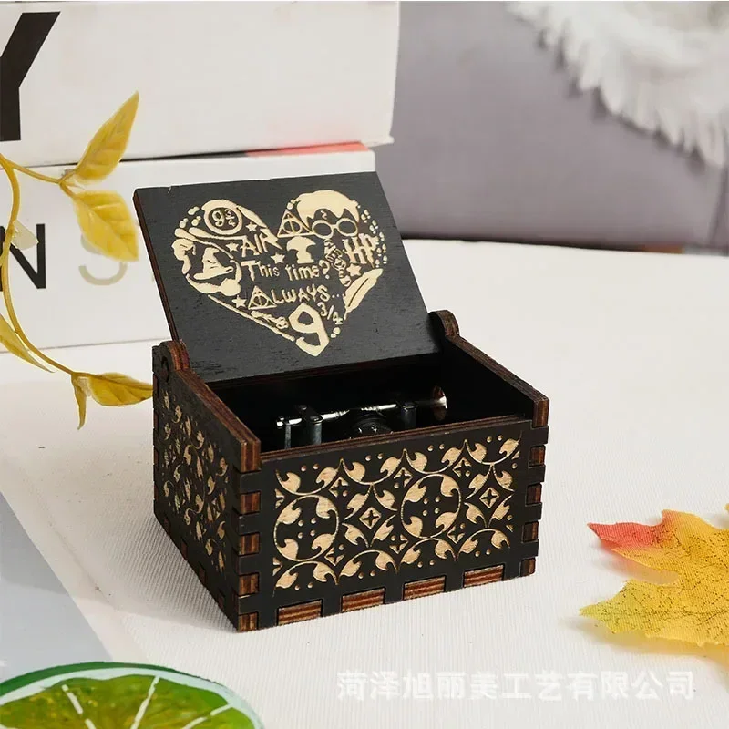 Anime Themed Hand-cranked Musi - Wood Chisel Set review and price